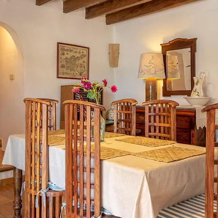 Traditional Charm With Private Pool Villa