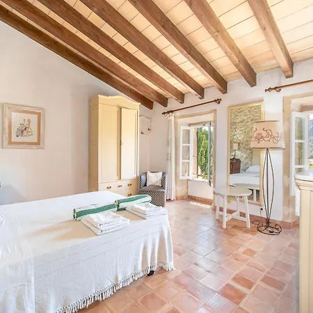 Traditional Charm With Private Pool * Pollenca