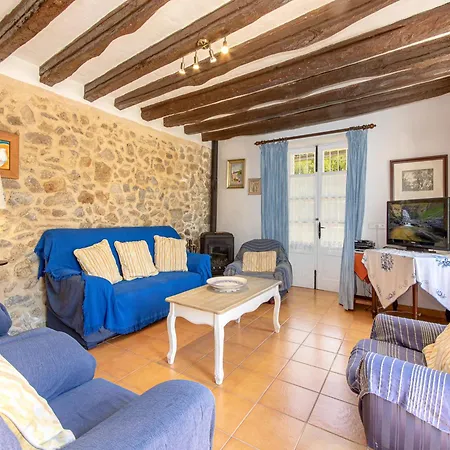 Traditional Charm With Private Pool Villa