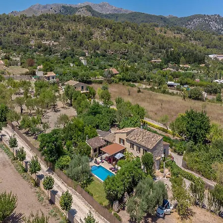 Villa Traditional Charm With Private Pool