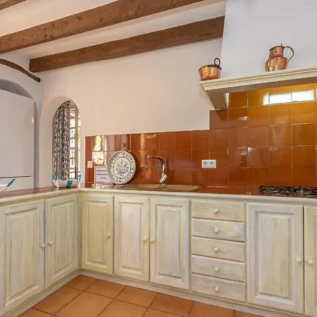 Traditional Charm With Private Pool Villa *